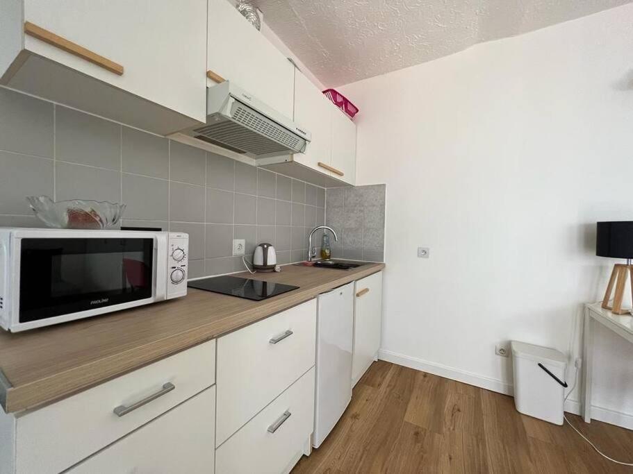 Le Cocon De Melun Apartment Exterior photo