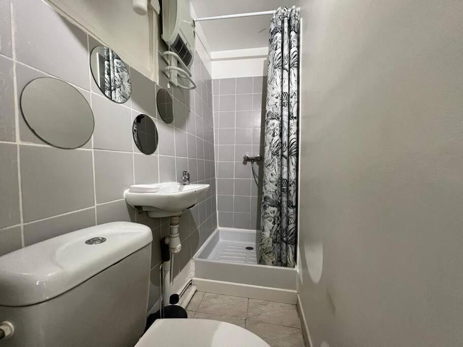 Le Cocon De Melun Apartment Exterior photo